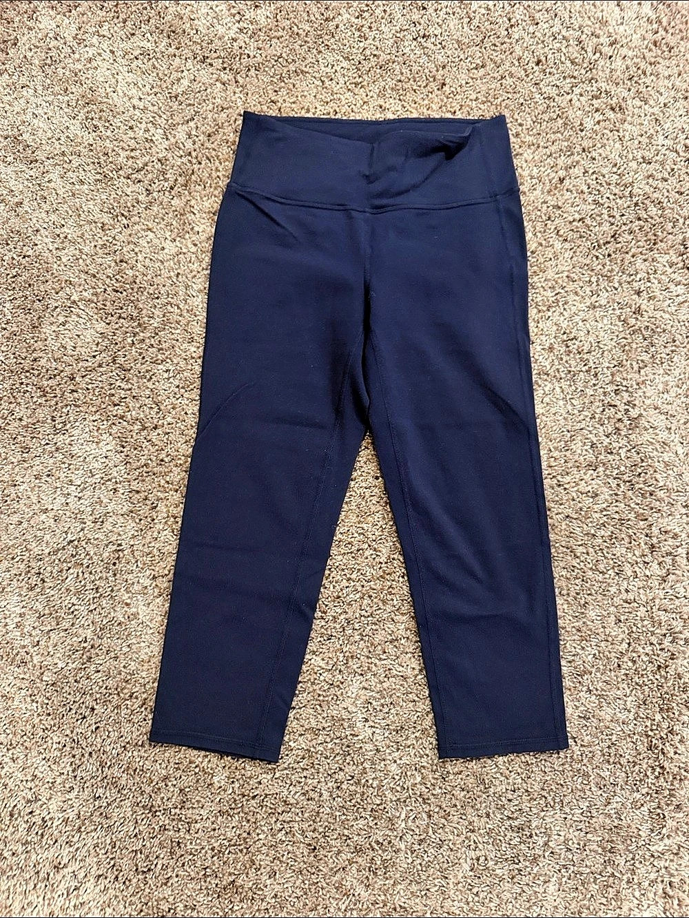 Athleta Salutation Stash High Rise Capri Leggings Blue Small